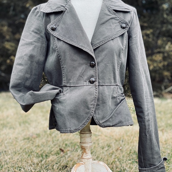 Army green jacket - Picture 2 of 4